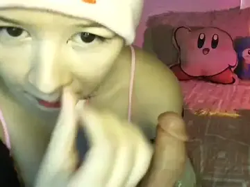 Haru_QueennのStripchatで無料ポルノカメラ