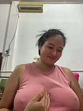 Boyd98のStripchatで人気のアダルト配信