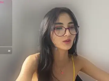 newfrommacauのStripchatで最高のライブ配信