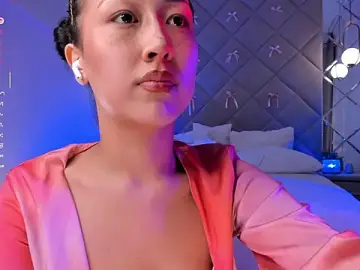 Nelly_KimmのStripchatでアダルトビデオチャット