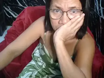 ASIANDOLLY4U69のStripchatでライブポルノ配信