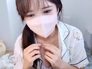 Nemu_chan_のStripchatでプライベートチャット