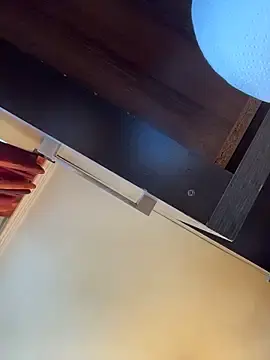 Hotmomcheckk_のStripchatでアダルトビデオチャット