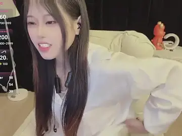 -AnnababyのStripchatでヌードカメラ