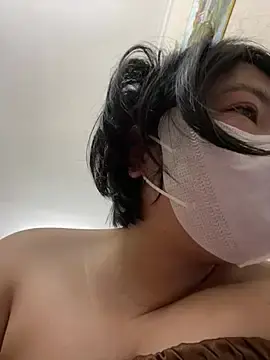 Hachi_Sweetbabie_のStripchatで今すぐ視聴可能なセックスカム