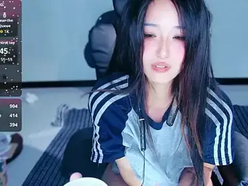 Susu-007のStripchatでセックスカメラ