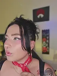 PauilinaのStripchatでアダルトビデオチャット