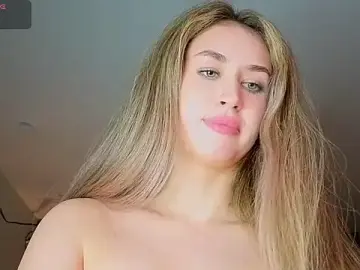 KiraBodrickのStripchatでプライベートチャット