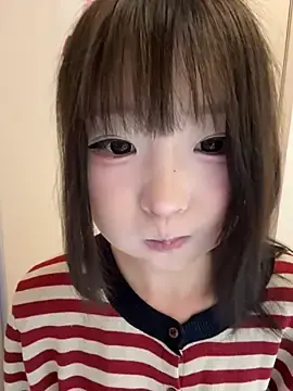 lelebaybay888のStripchatで人気のアダルト配信