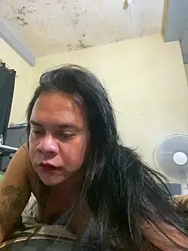 sweetyulaのStripchatでアダルトビデオチャット