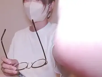 _hina_chan_のStripchatでライブセックス映像