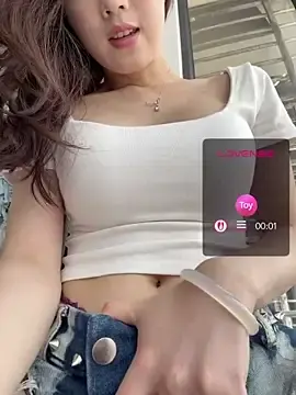 meimei_xのStripchatで今すぐ視聴可能なセックスカム