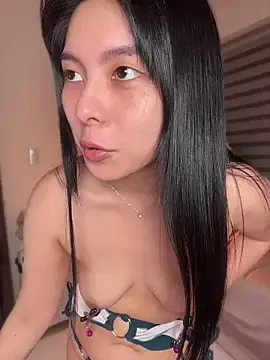 DandanBurgerkingのStripchatでライブセックス映像