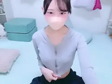 Suzu_ch_xxのStripchatでプライベートチャット
