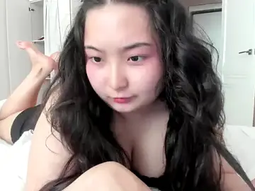 miomyaoのStripchatでセックスチャット