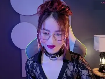 rosse_98_のStripchatで今すぐ視聴可能なセックスカム