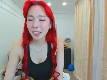 AnnaReylaのStripchatでライブポルノ配信