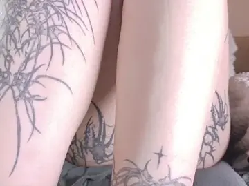 Yuriko_MayのStripchatでセックスチャット