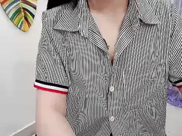 Ari-sweetyのStripchatでライブチャット