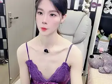 Yueyue-MMのStripchatでライブセックス映像