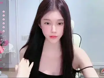 Yaooooo-YのStripchatでヌードカメラ