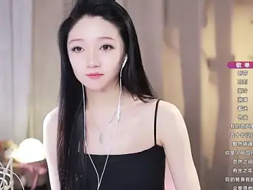Zoe-99のStripchatで人気のアダルト配信
