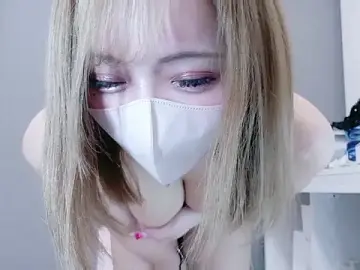 _chanMOMO_のStripchatでライブセックス映像
