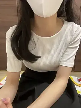 yayoi_jpのStripchatでライブセックス映像