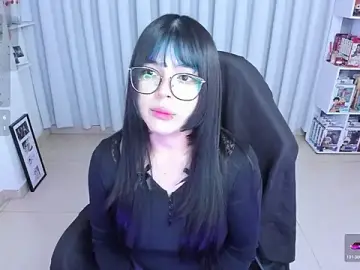 misshoneyxxxのStripchatでプライベートチャット