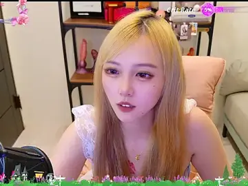 Khaleesi_ying_のStripchatでアダルトカメラ配信