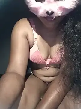 Sudubeby2410のStripchatでセックスカメラ