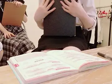 undo-busoku69のStripchatでセックスチャット