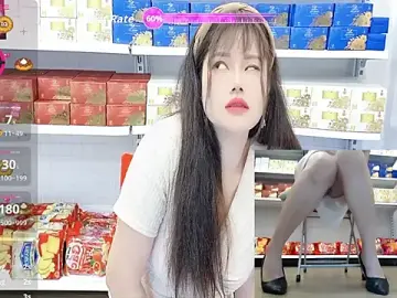 _7Eleven_のStripchatで今すぐ視聴可能なセックスカム