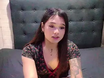 Ur_WifeyMarieのStripchatでヌードカメラ