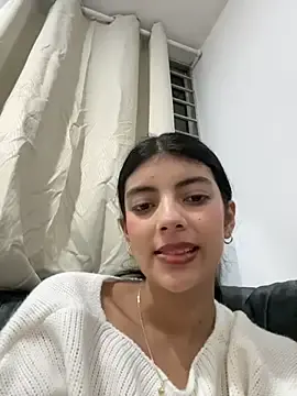 Baby_NielsのStripchatでプライベートチャット