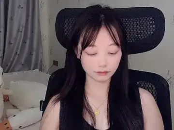 puppy-999のStripchatで今すぐ視聴可能なセックスカム