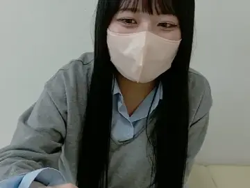 Jcup_emiriのStripchatでライブポルノ配信