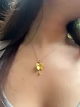 dudubaobaoのStripchatでライブセックス映像