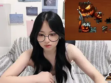 LiLiYbabyのStripchatでアダルトビデオチャット