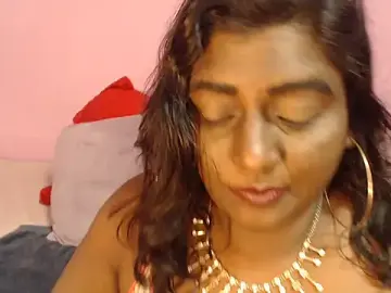 INDIANSIN2のStripchatでライブポルノ配信