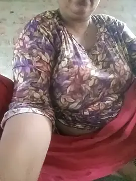 Indian_Hot_BabhiのStripchatでセックスカメラ