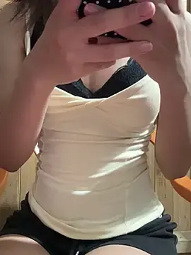 TanynaのStripchatで無料ライブポルノ