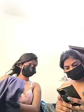your_chandni04のStripchatでアダルトビデオチャット