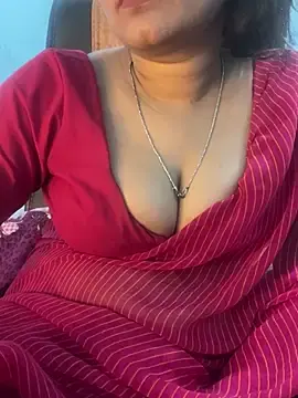 APKI_WIFE_1のStripchatでアダルトビデオチャット
