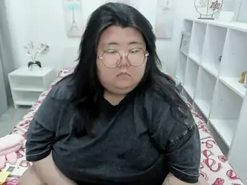 Nadine_asianのStripchatで最高のライブ配信