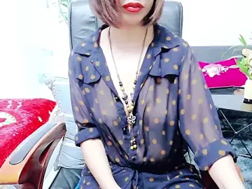 Miu-LeのStripchatでアダルトビデオチャット