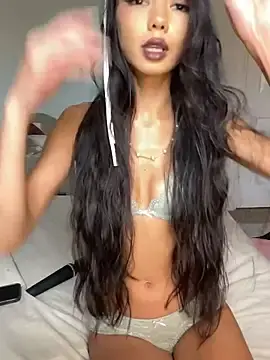 RinaErotaのStripchatで無料ライブポルノ