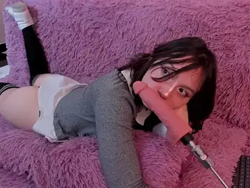 Nina_FordのStripchatで高画質ウェブカメラ