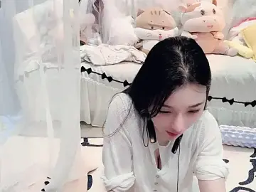 AKiKi711のStripchatでセックスチャット