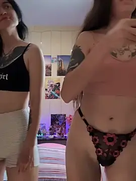 Heart_AssのStripchatでヌードカメラ